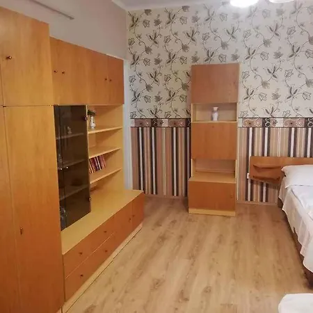 House And Apts. In Balaton 35519 Siófok